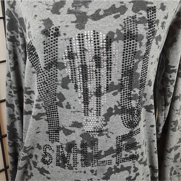 You Smile Embellished Microphone Crewneck Long Sleeve Sweatshirt Grey Music M - Picture 2 of 8